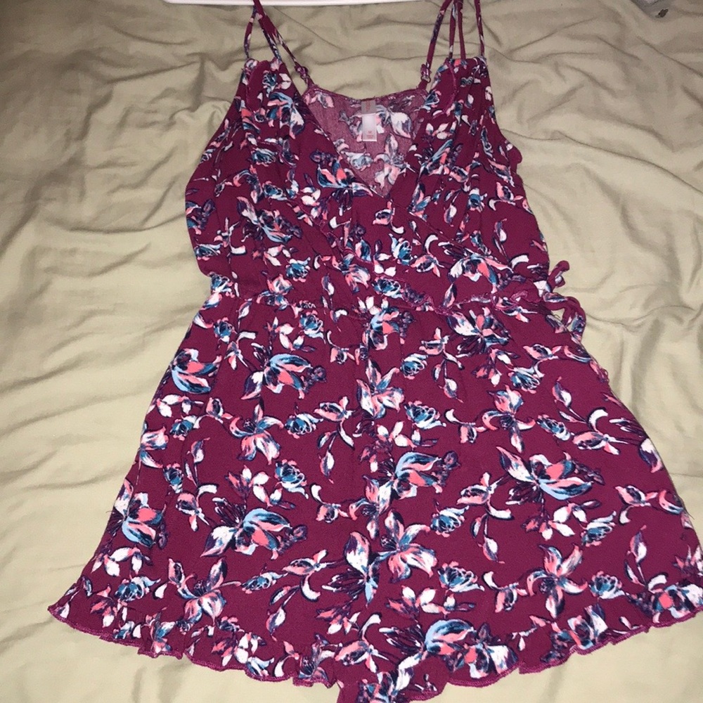 Xhilaration size m romper